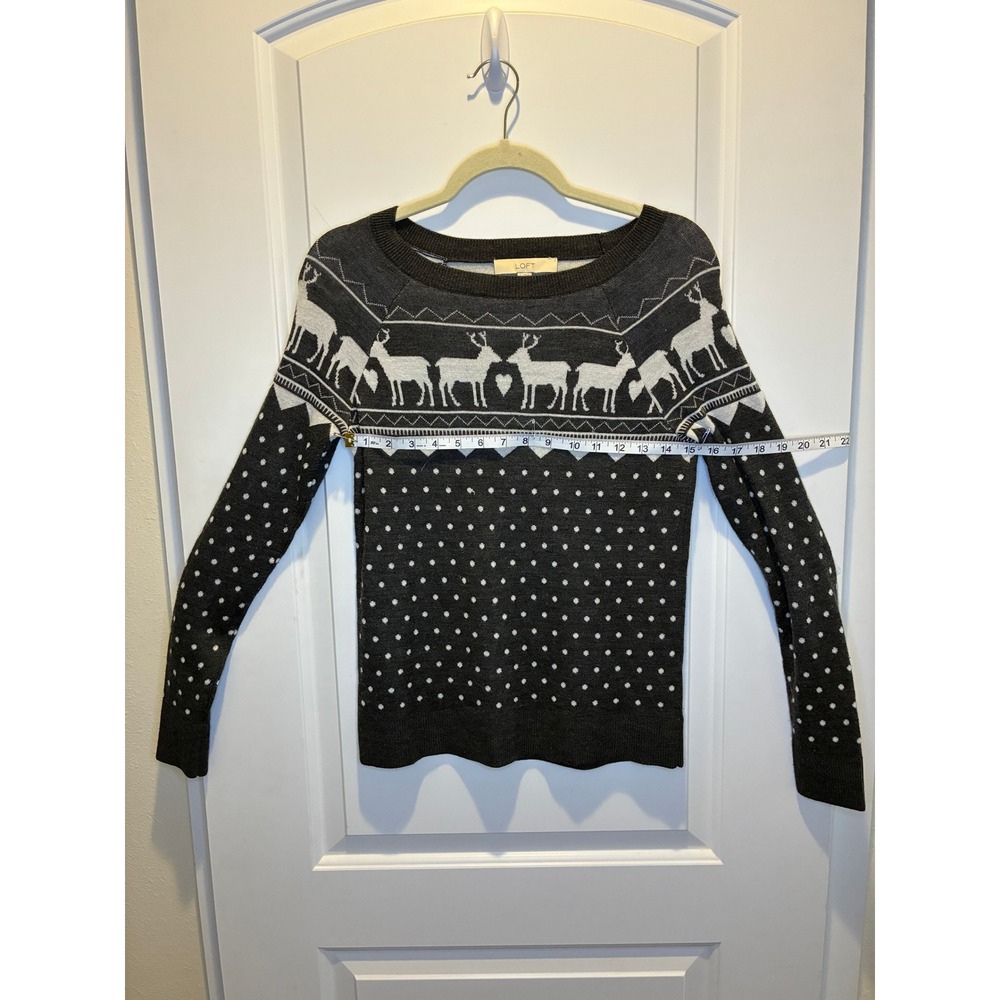 Ann Taylor Loft gray & white reindeer Fair Isle knit Pullover Sweater Size S‎